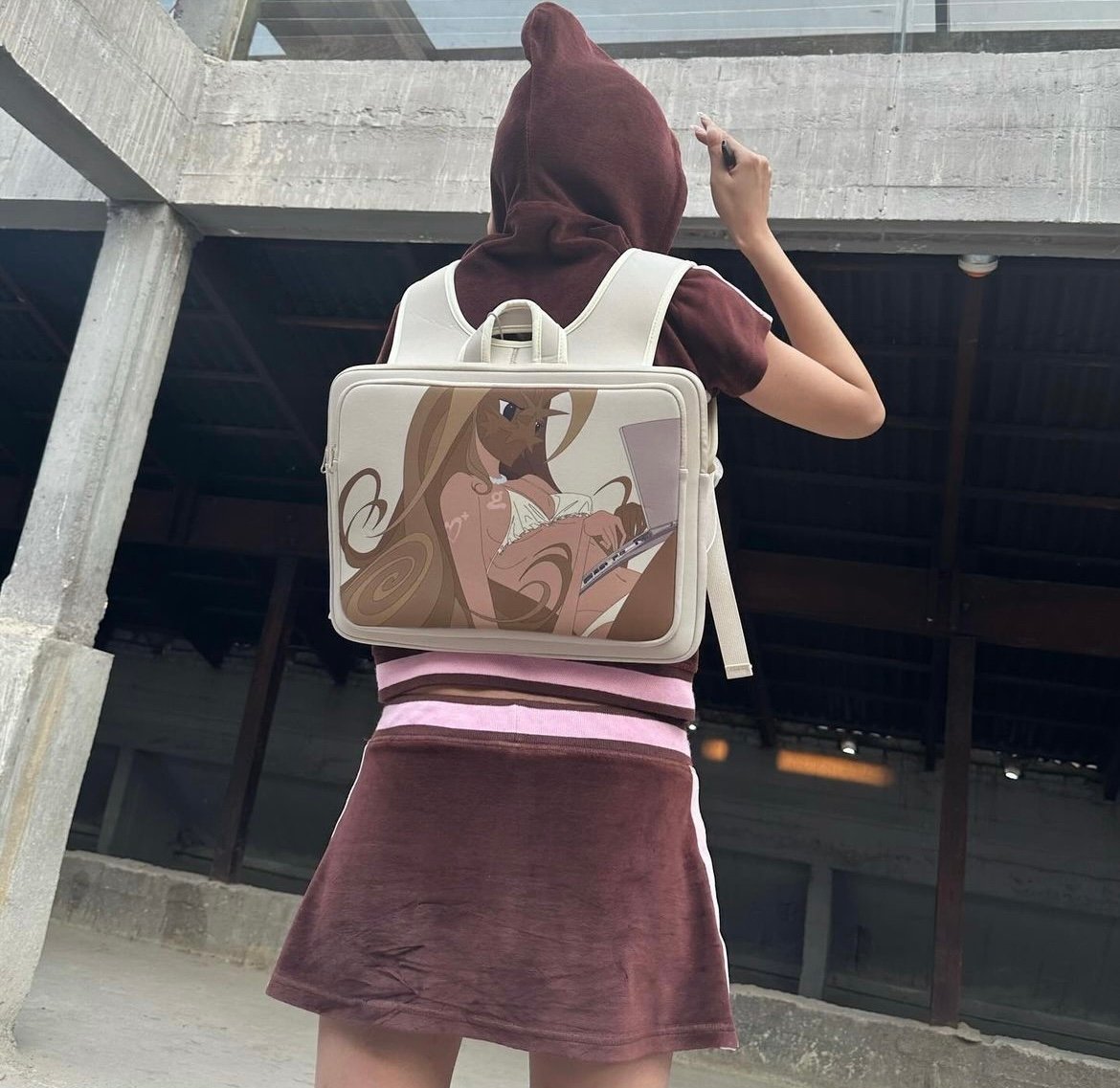 GRAPE X FELIPE BOLIVAR / LAPTOP BAG | I/O PORT