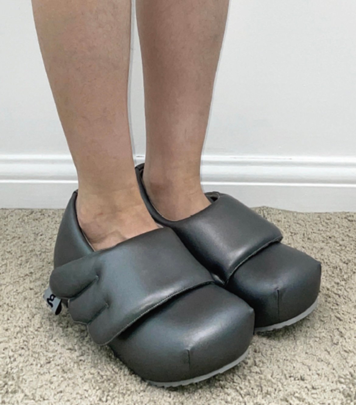 GRAPE / Gray Wing Platform Shoes | I/O PORT