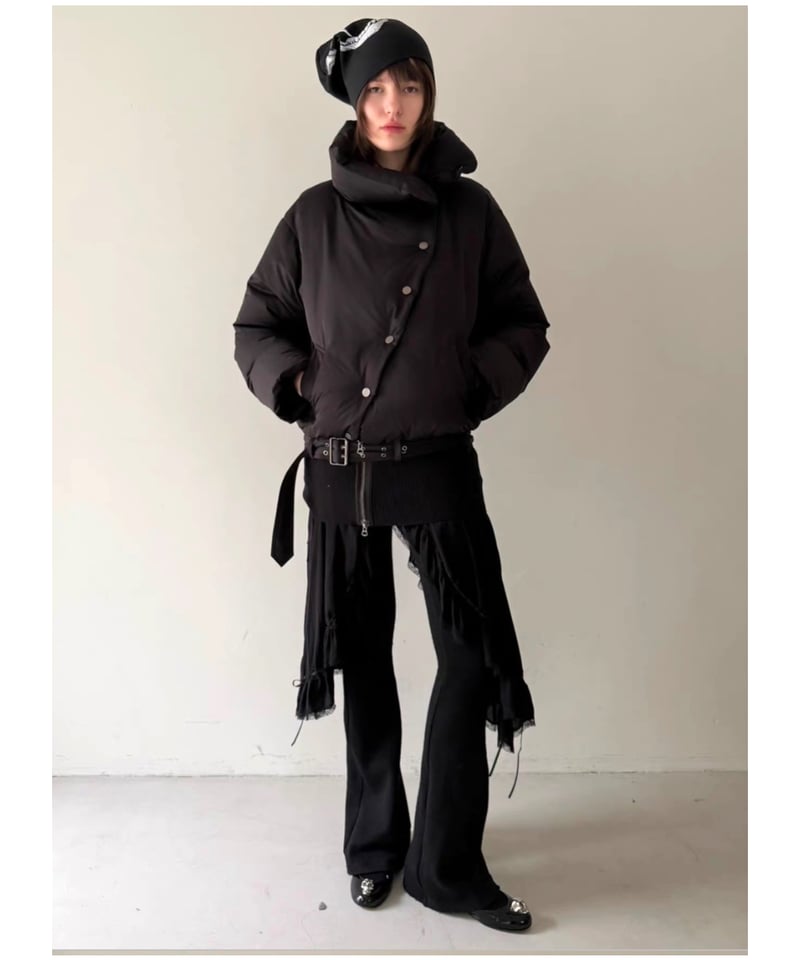 Nφ DRESS / Black Flared-Hem Knit Slim Pants | I