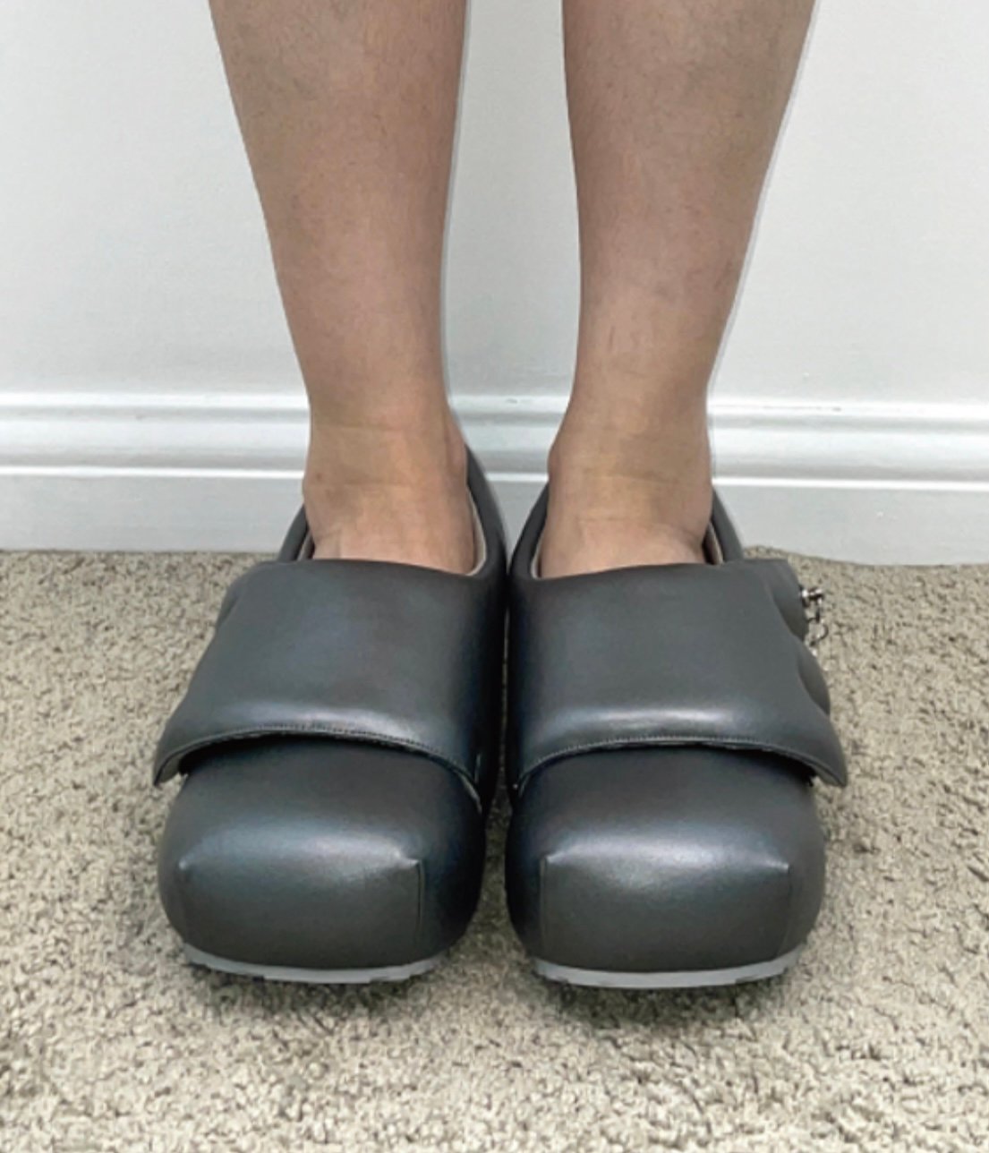 GRAPE / Gray Wing Platform Shoes | I/O PORT
