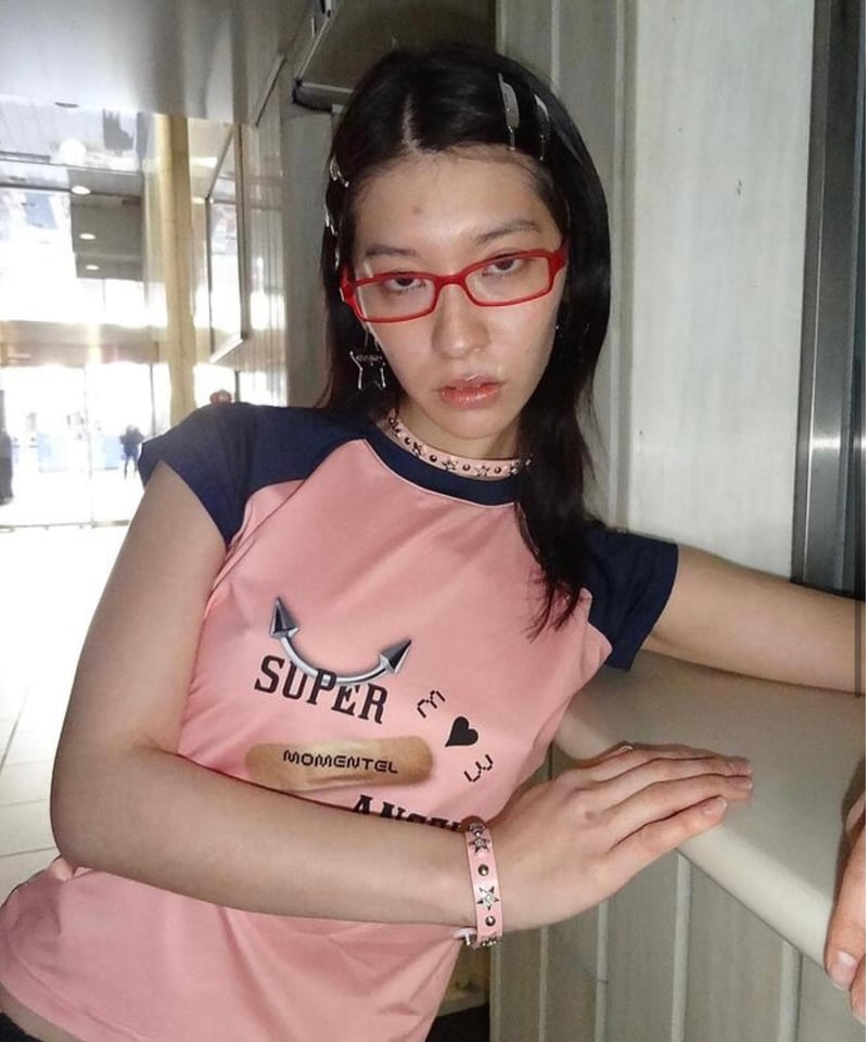 momentel BANDAGE T-Shirt半袖Tシャツ ピンク　チビt momentel BANDAGE T-Shirt半袖Tシャツ ピンクチビt