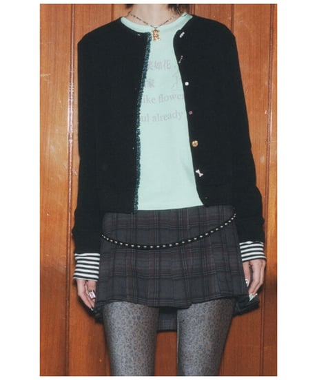 MOMENTEL / Mixed Buttons Cardigan (black)