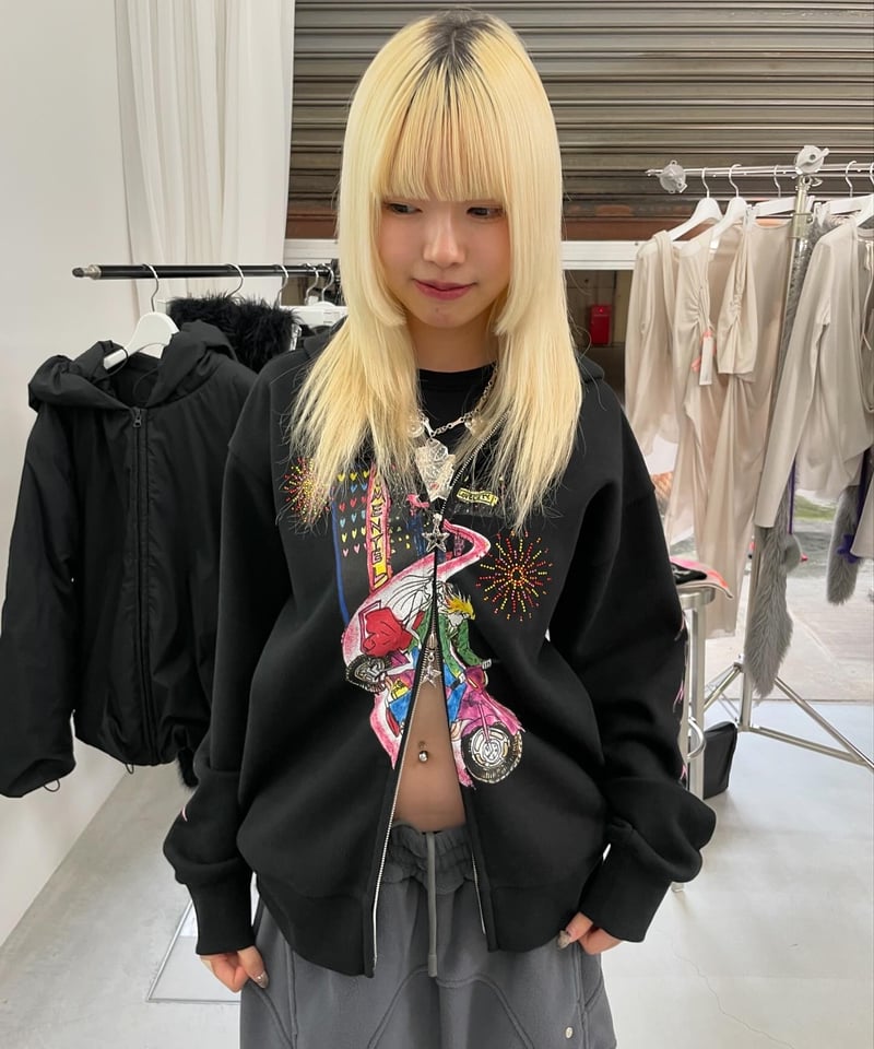 トップス MOMENTEL Love City Drive Hood Black MOMENTEL / Love