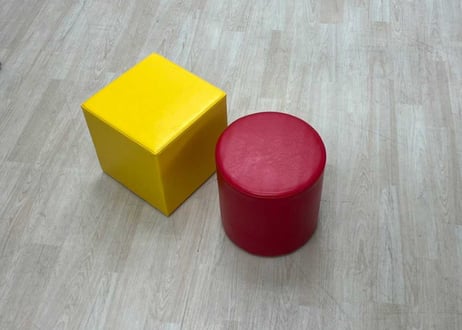 【1セット限り】ミニスツール丸形+四角ペア