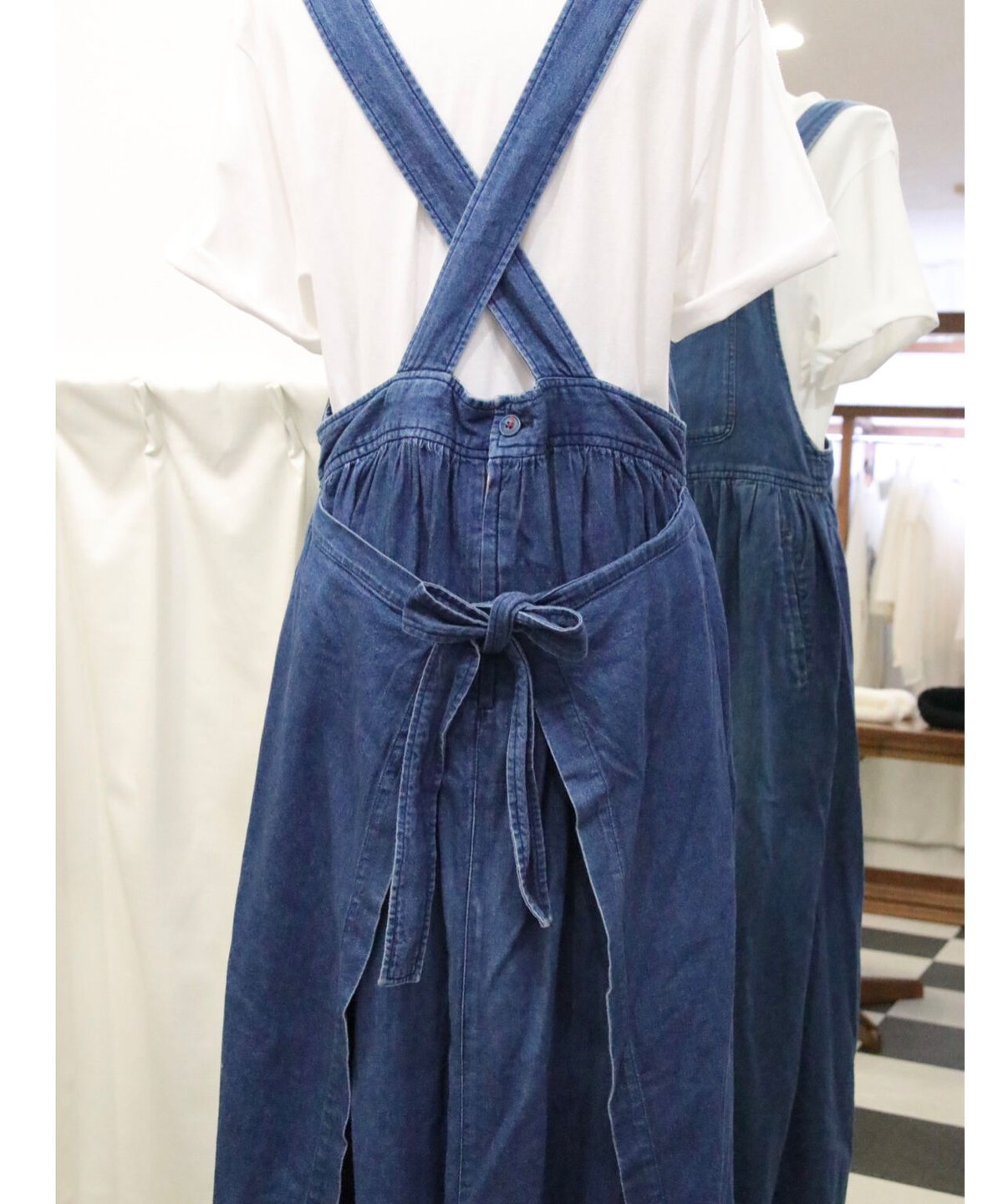 i.s. イッセイミヤケ スポーツ ジャンパースカート fit=scale-down,w=1200
