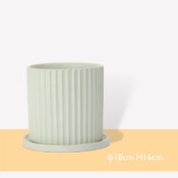 イロ　φ18cm H16cm