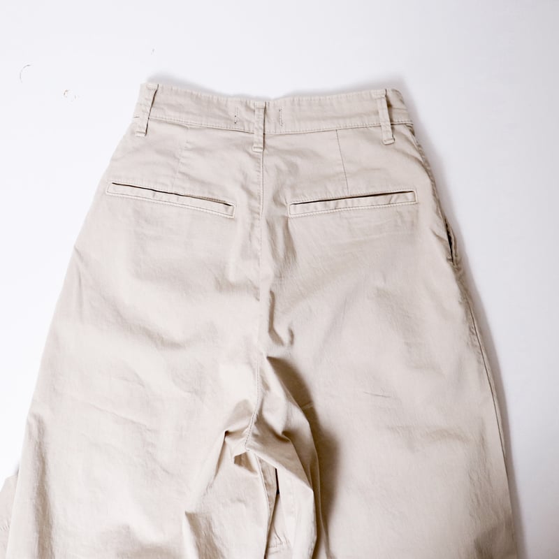 ✨希少✨【新品、タグ付】 YANUK/ヤヌークピンタックワイドトラウザーデニムS Women's】YANUK[ヤヌーク] タックワイドトラウザーズ 57131310