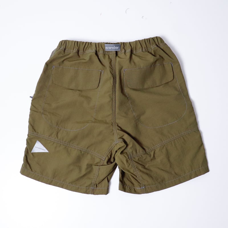UNISEX】and wander[アンドワンダー] Ny taffeta hiker sh