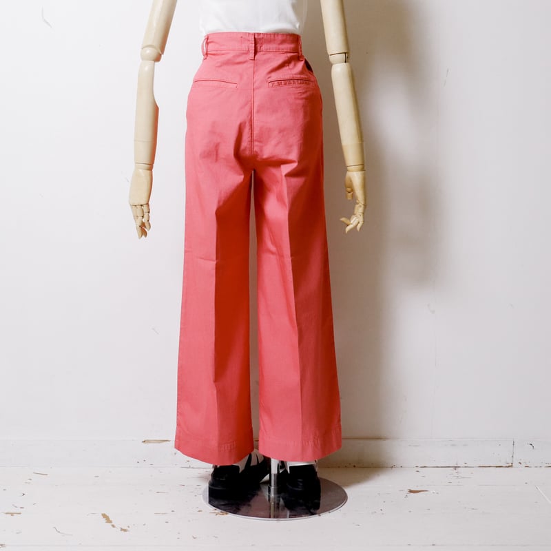 YANUK ヤヌーク　ウォッシュドテーパードトラウザー コーディネート詳細 | YANUK ONLINE STORE
