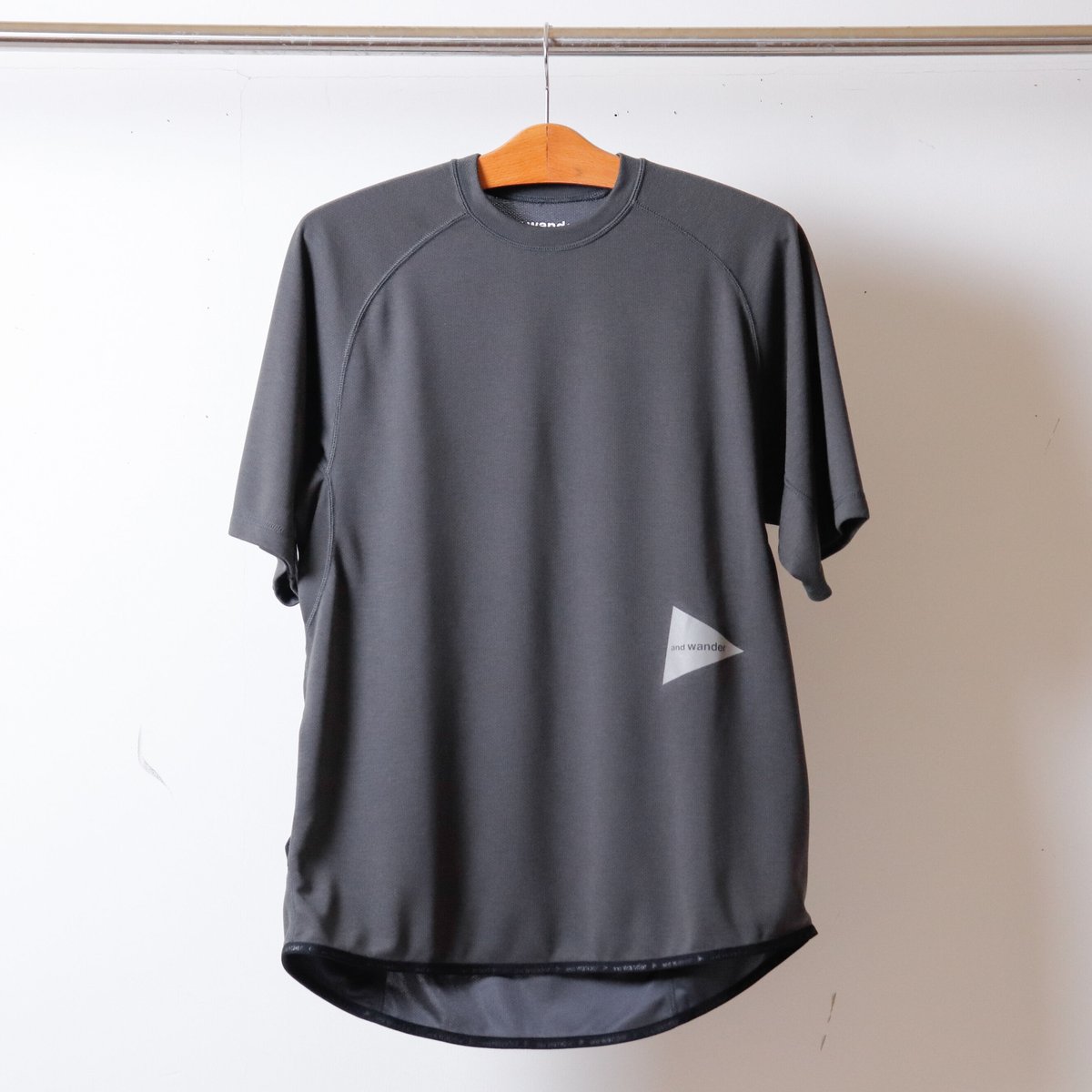 本日限定値下げ!アンドワンダー POLARTEC Tシャツ