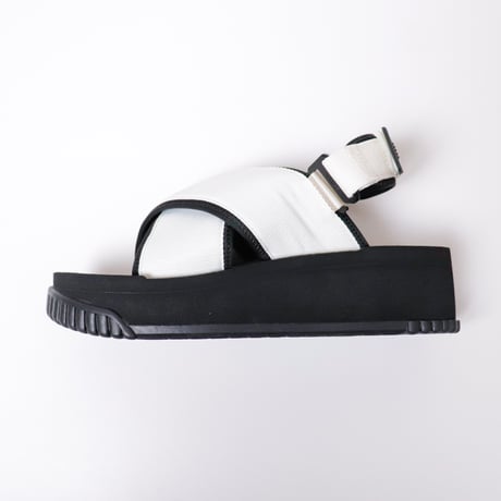 【美品】SHAKA シャカ　サンダル SHAKA シャカ スポーツ サンダル TRIPPIE PLATFORM [レディース