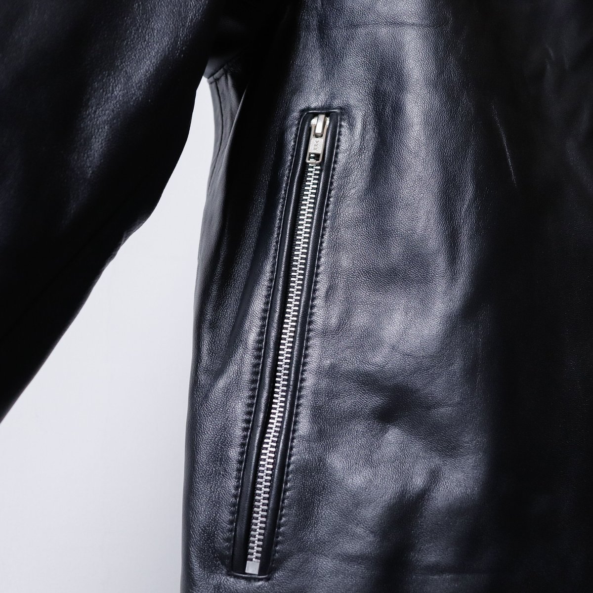 再入荷【MEN'S】modem design[モデムデザイン] ラムレザーシングル