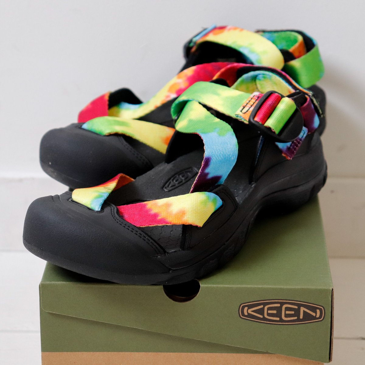 KEENのシューズ 46e1ebd6a85ff6c18eb808fd5d98af