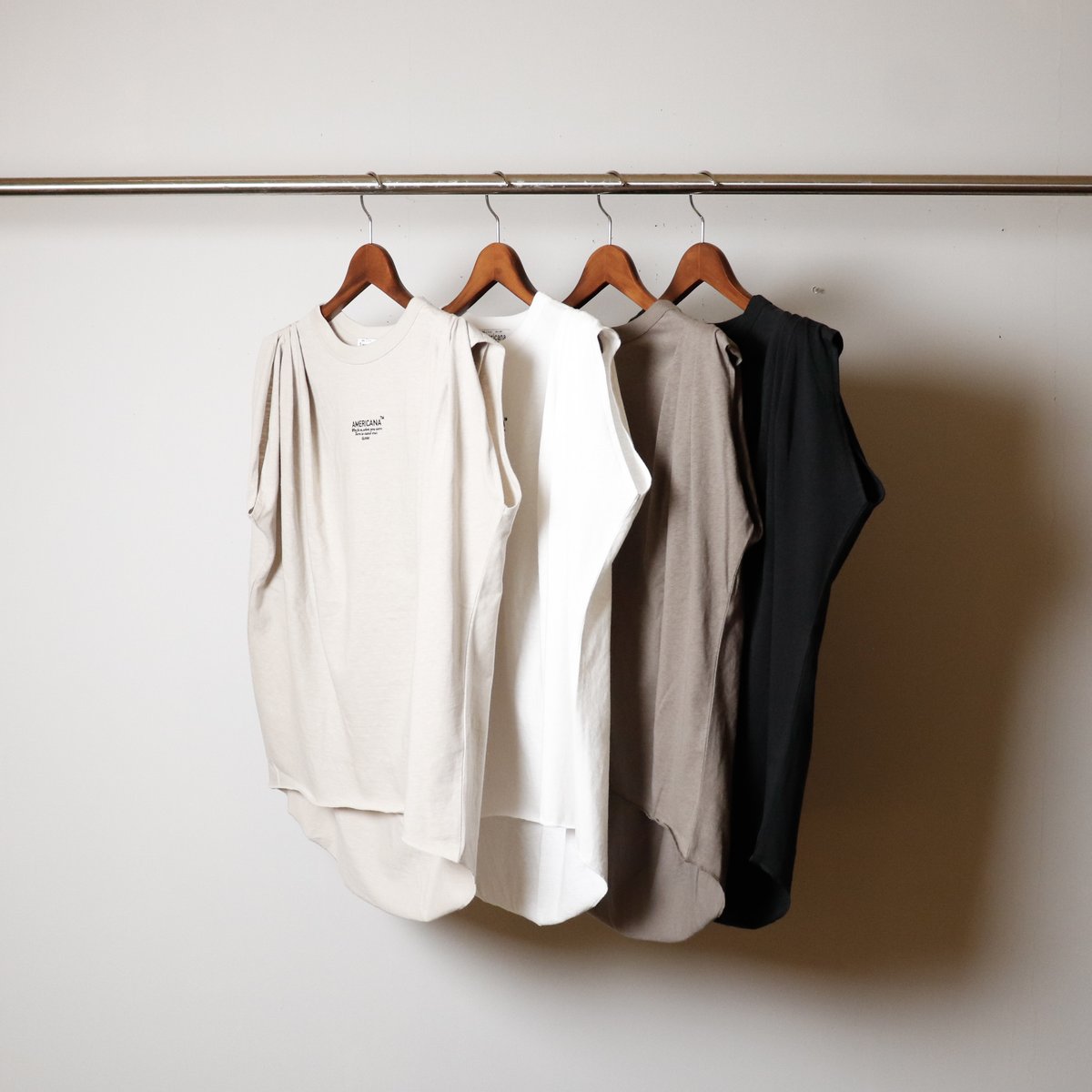 WOMEN'S】Americana [アメリカーナ] ロールアップスリーブTシャツ BRF