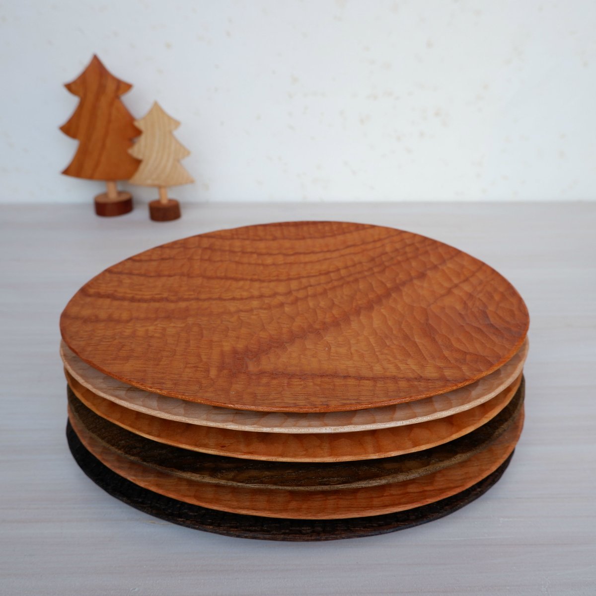 Akihiro Woodworks お皿550サイズ　デカいです。 Akihiro Woodworks お皿550サイズ デカいです。 - メルカリ