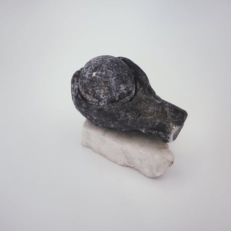 Stone Sculpture with Signature：UK