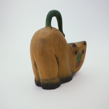 Wooden Carved Cat：UK