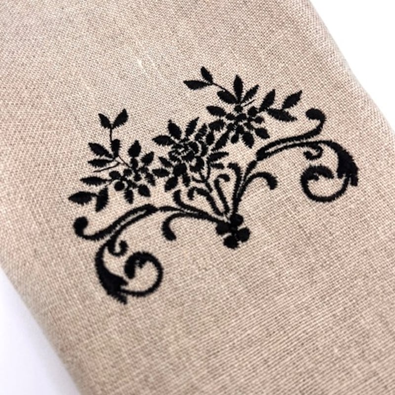 刺繍付きリネン生地 | Online Store KuTembea