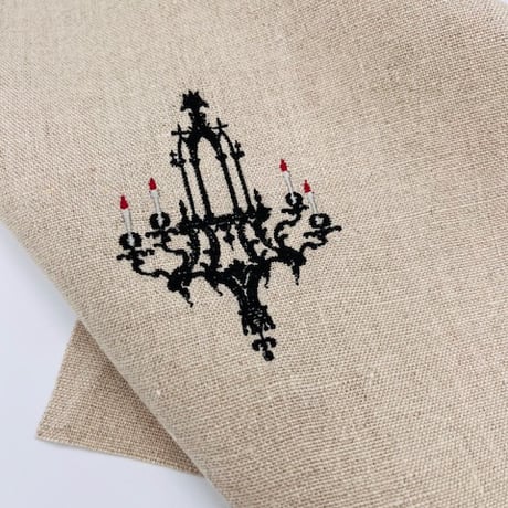 刺繍付きリネン生地