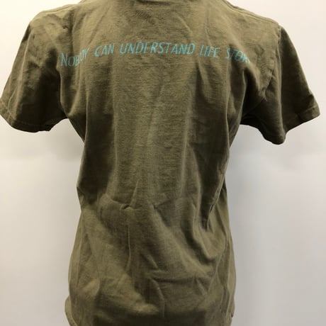 Our love and peace Tシャツ