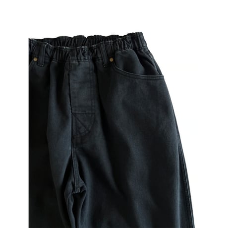 COMFORTABLE REASON - Surface Dyed Denim