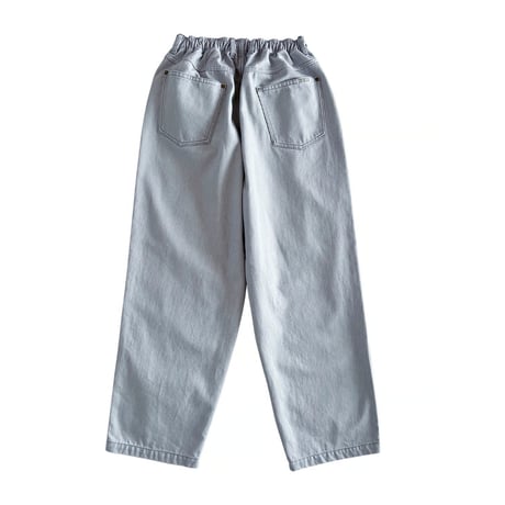 COMFORTABLE REASON - Surface Dyed Denim
