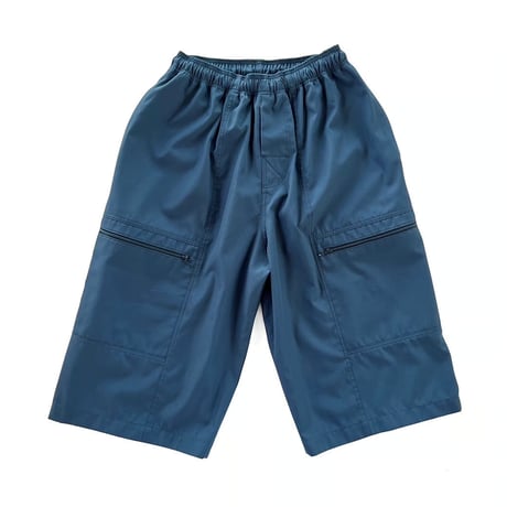 COMFORTABLE REASON - Cropped Shorts