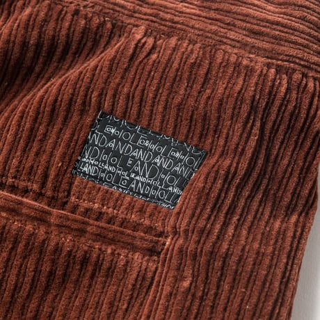 HOLE AND HOLLAND - CORD SMOOTH PANTS