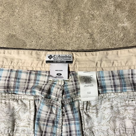 Columbia -  Checked Short Pants