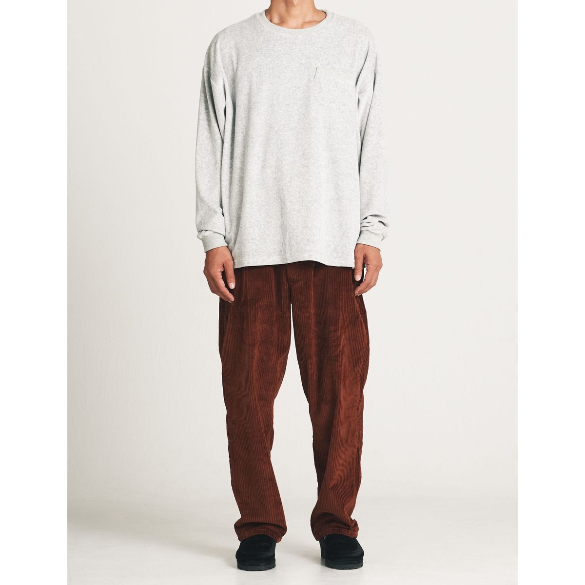 パンツ HOLE AND HOLLAND CORD SMOOTH PANTS OLIVE パンツ HOLE AND HOLLAND CORD SMOOTH PANTS OLIVE CORD SMOOTH