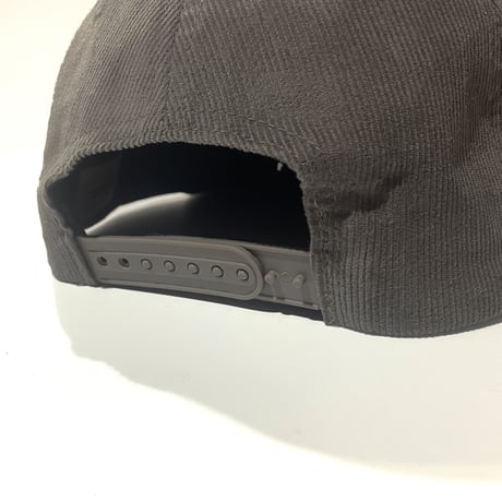 RWCHE - ALONE CAP