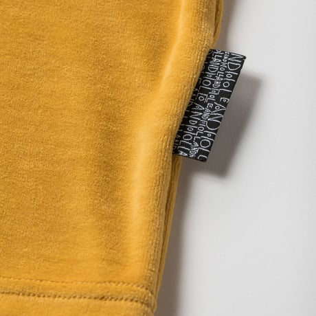 HOLE AND HOLLAND - VELOUR PKT LS