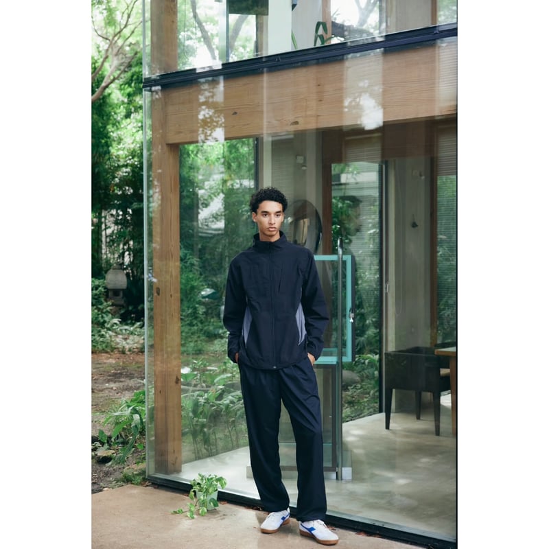 COMFORTABLE REASON - Stand Zip Stretch Jacket |