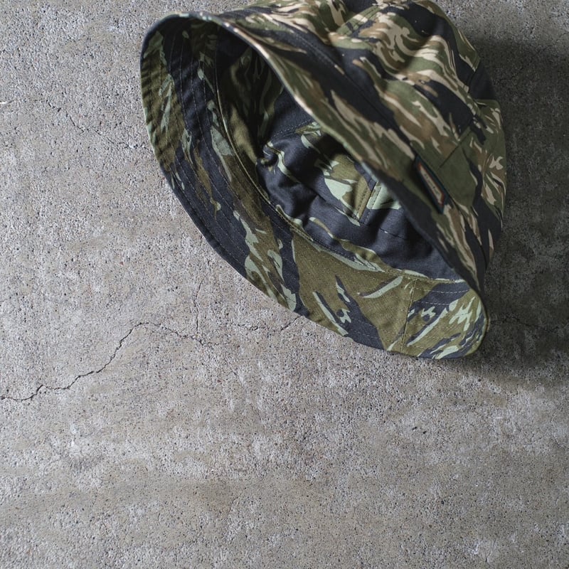 RWCHE - REVERSIBLE CAMO HAT | LOFT