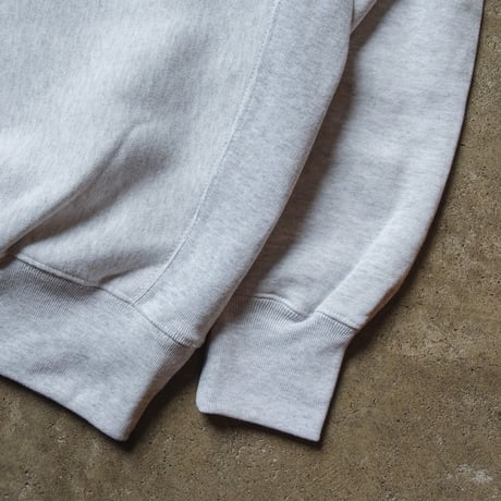 RWCHE - U.I.V SWEAT
