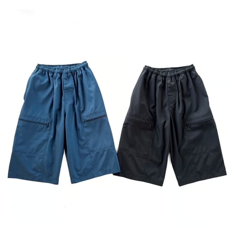 COMFORTABLE REASON - Cropped Shorts