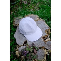 FOUND FEATHER - Strap Back Cap / Cotton