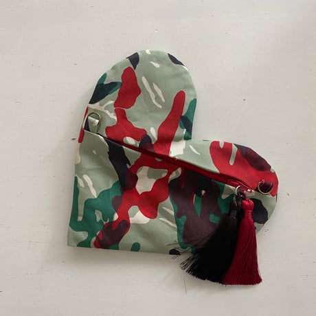 Spain "CAMO" ❤️HEART pouch