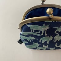 swatch…🐈‍⬛ CLASP purse