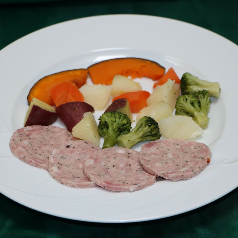 白馬ハム】ボロニアソーセージ 300g | HAKUBA HAM 公式ショッピングサイト