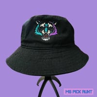 バケットハット