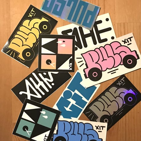 PULS "Throw up mobile  Pin"