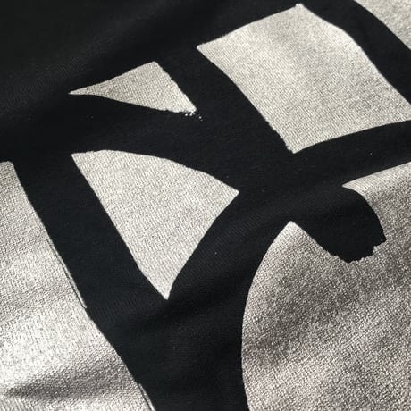ZOMBRA "ZO Silver Tee"