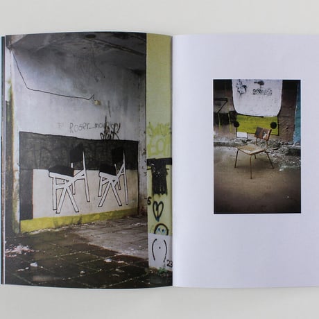 ghtt_wsted "(no place to sit)"