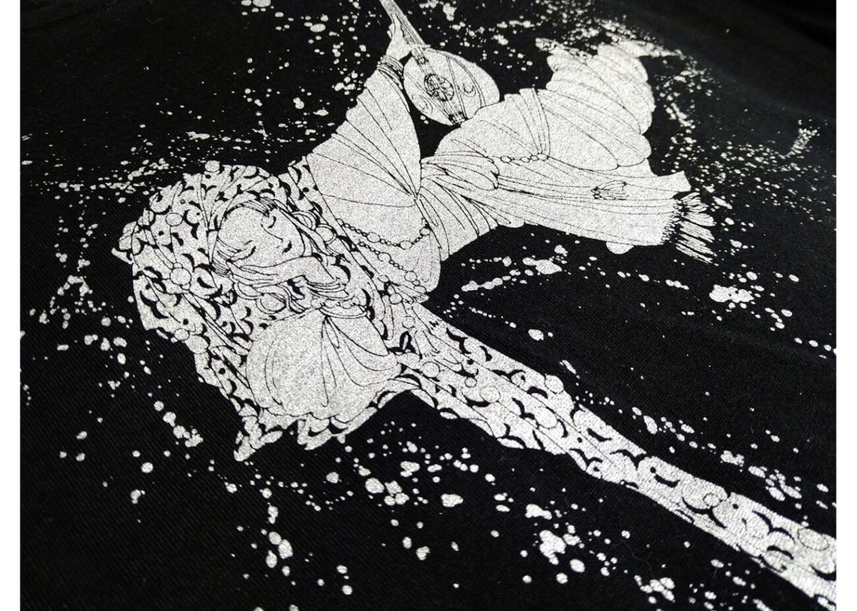 萩尾望都 Tシャツ 「銀の三角」 | 横手市増田まんが美術館