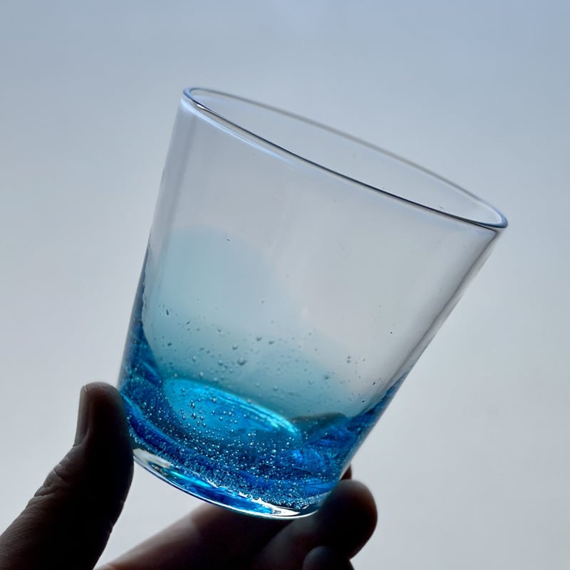 さ ざ 波 硝 子 店