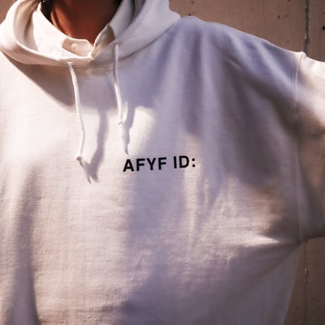 【AFYF ON GILDAN社】 DARK BEAR HOODED SW [WHITE-SLEEVE BEAR]