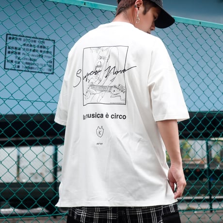 【AFYF】 KMN LIKE HUMAN PREMIUM T SHIRT [WH-GUITAR]