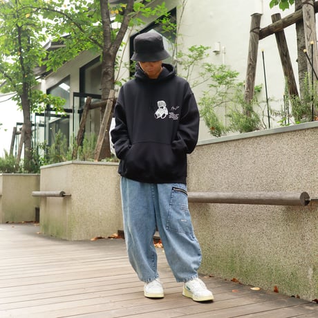 【AFYF ON GILDAN社】DARK BEAR HOODED SW [BLACK-TSUMUTSUMU]