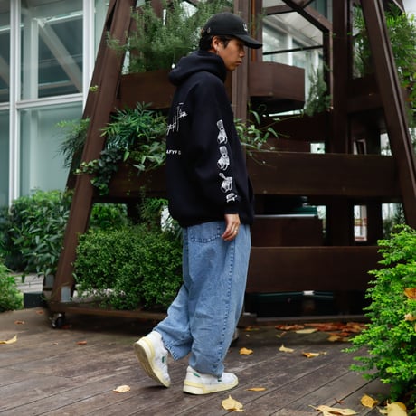 【AFYF ON GILDAN社】 DARK BEAR HOODED SW [BLACK-SLEEVE BEAR]